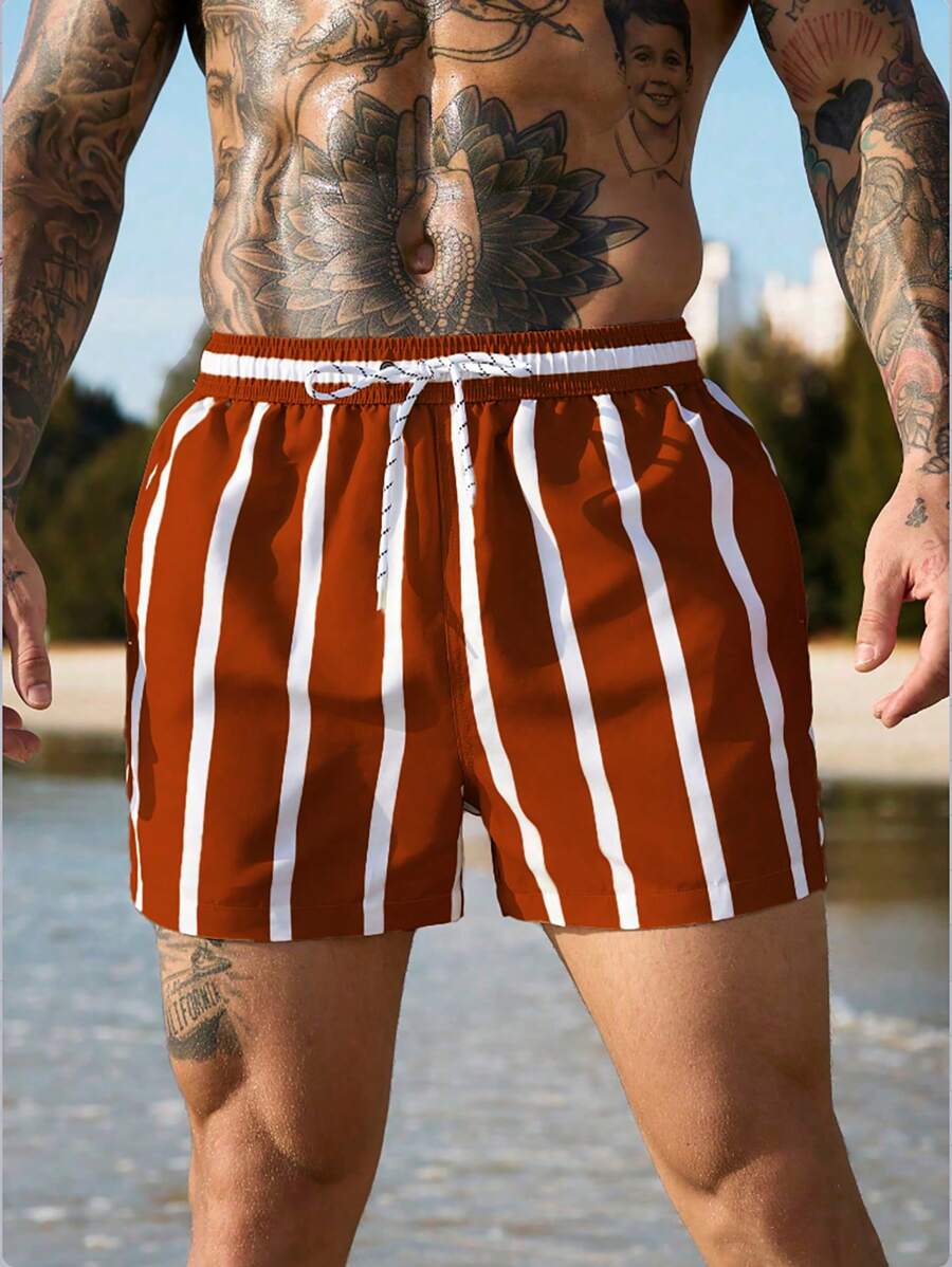 Short court rayé avec cordon de serrage et taille élastique pour homme