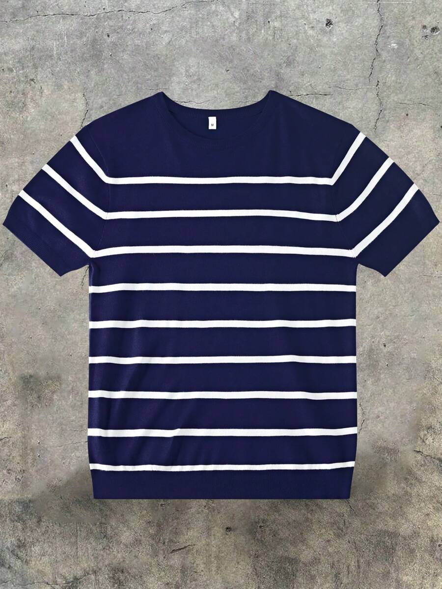 Chemise décontractée à rayures et col ras du cou - Mode masculine au quotidien