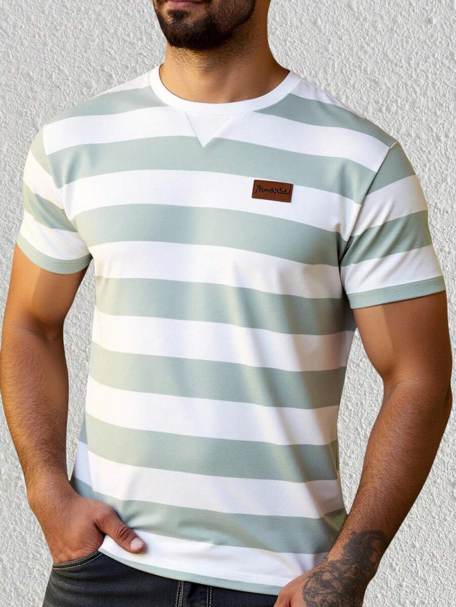 Chemise à col rond rayée à manches courtes style casual tendance