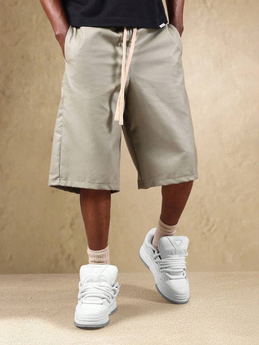 Bermuda large en similicuir avec cordon de serrage – Urban Athleisure pour homme