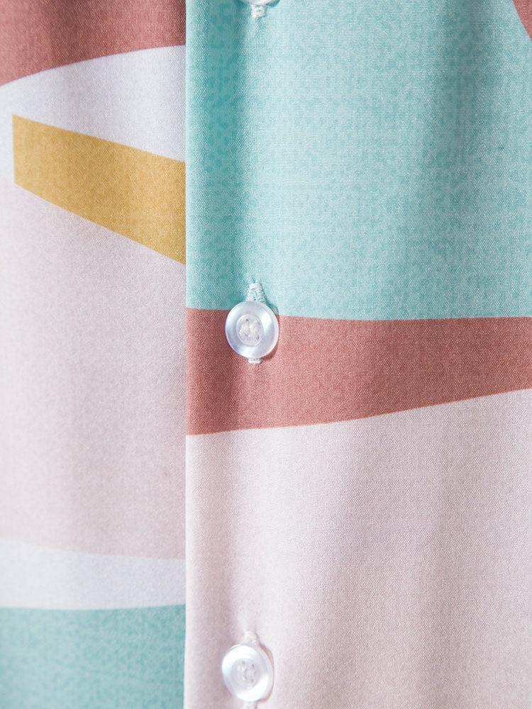 Chemise boutonnée à blocs de couleurs abstraits – Tenue d'été décontractée pour homme