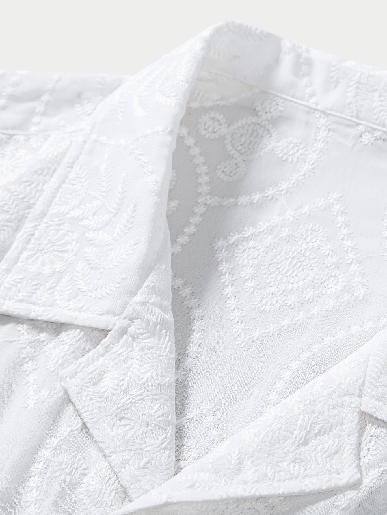 Chemise cubaine brodée à motif floral – Tenue décontractée d'été pour homme