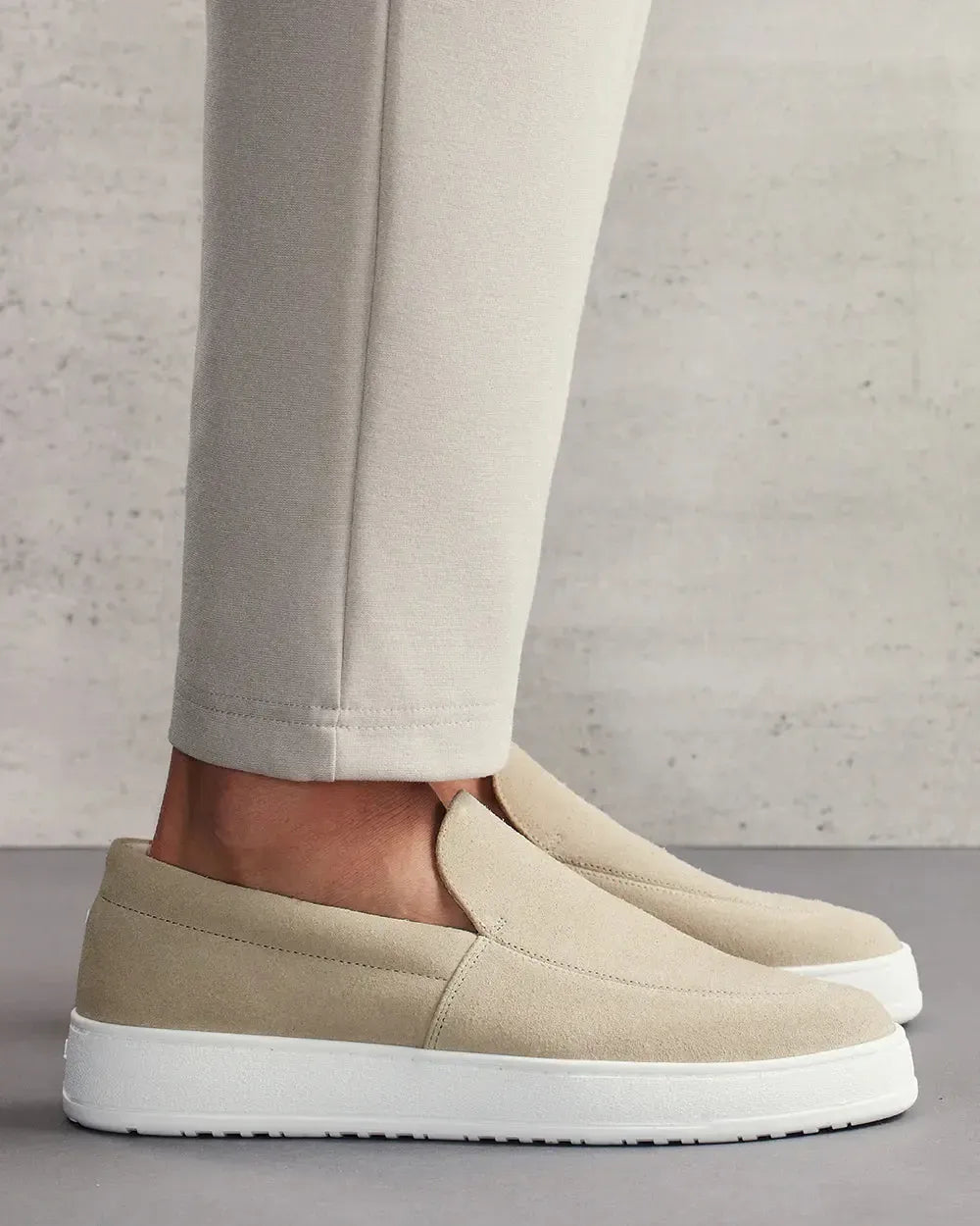Mocassins Slip-On en Suède pour Homme – Style Luxe et Confort