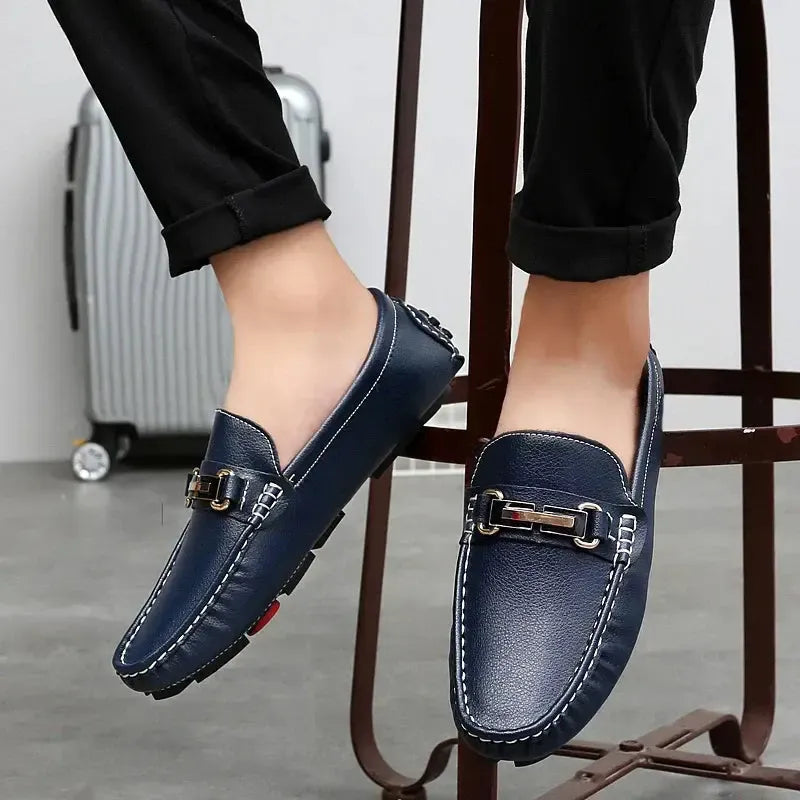 Mocassins classiques en cuir avec fermoir en métal - Travail et loisirs pour homme