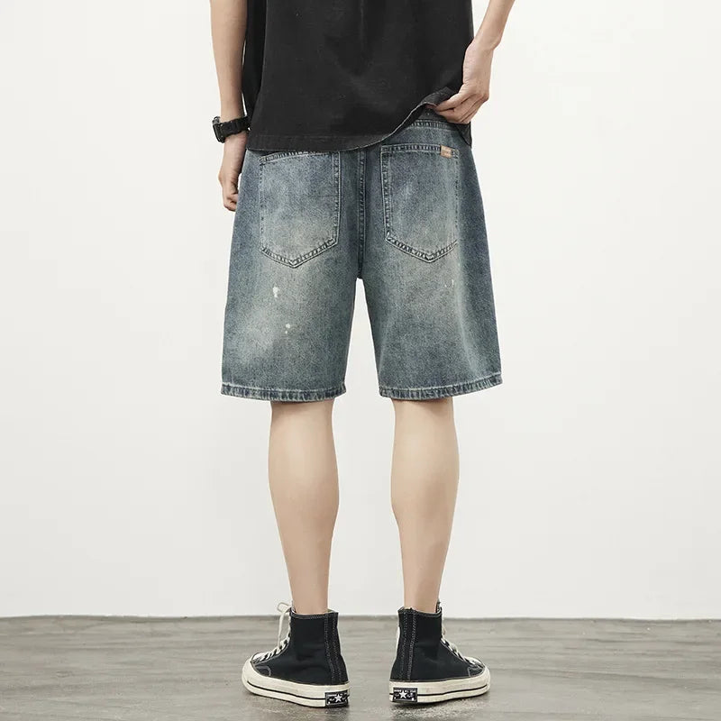 Jorts amples de style rétro américain avec des détails streetwear tendance
