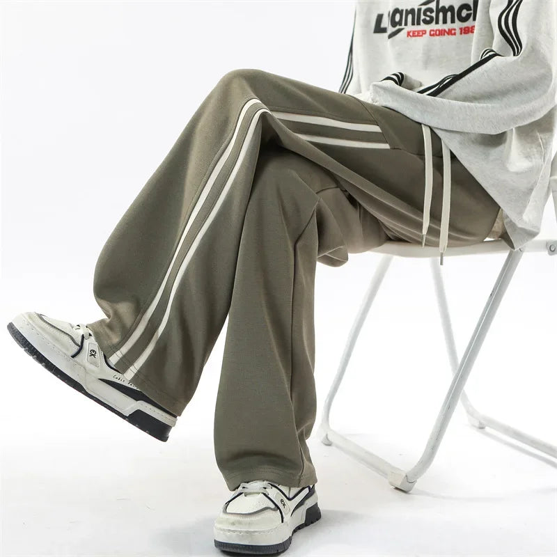 Pantalon de survêtement rayé à jambes larges – Confortable et décontracté