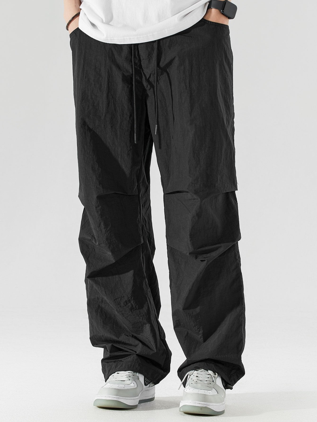 Pantalon droit parachute à taille élastique avec cordon de serrage pour homme