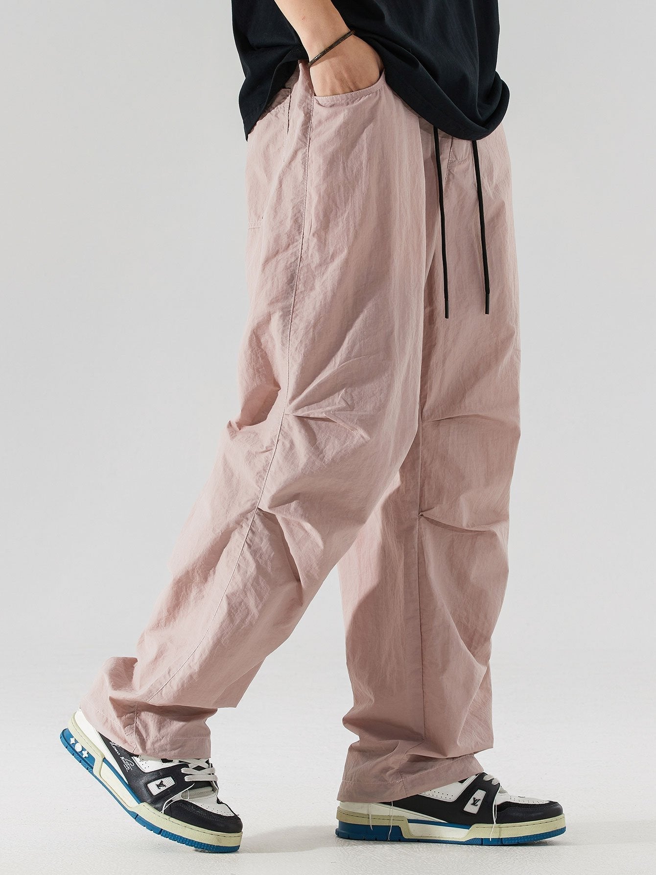 Pantalon droit parachute à taille élastique avec cordon de serrage pour homme